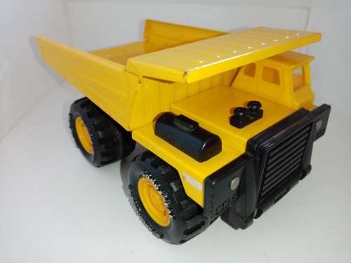 Steel Caterpillar Dump Truck