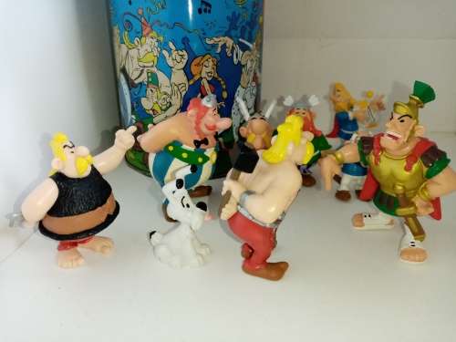 Vintage Asterix Figurines with Tin