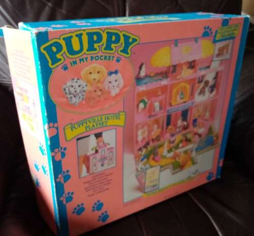 Vintage Puppy in my Pocket Hotel boxed