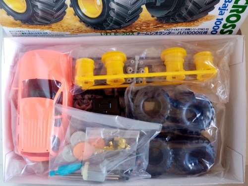 Vintage Tamiya Isuzu Vehicross Model