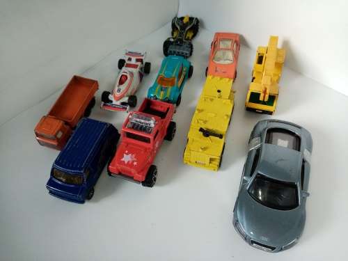 Die Cast Lot