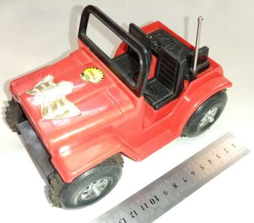 Vintage 4x4 Jeep
