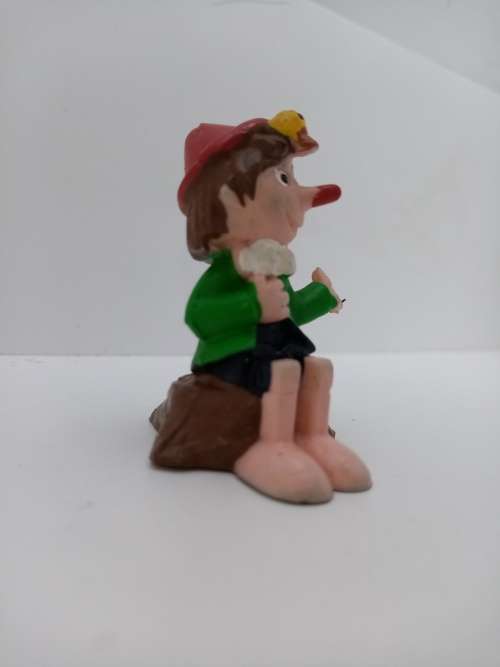 Pinnochio Figurine Vintage
