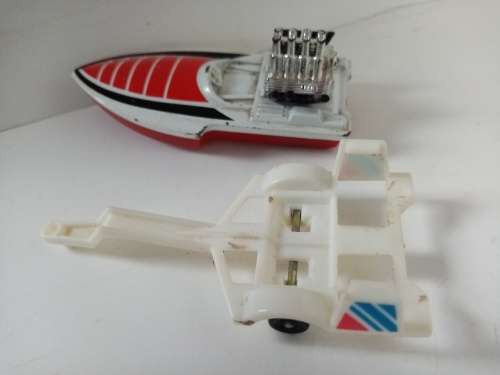 Matchbox Superfast Boat on Trailer