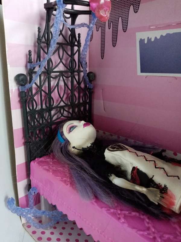 Monster High Ghoul Spirit Spectra Vondergeist