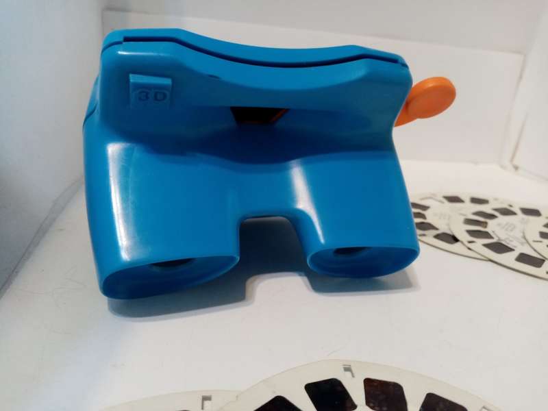View Master lot with 3 Complete reel sets