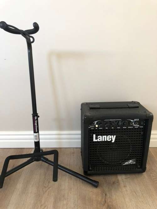 Laney Guitar Amp + Guitar Stand