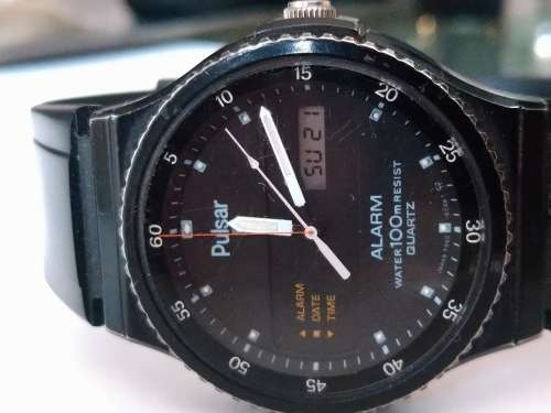 A pulsating Pulsar, rare vintage digi-ana.