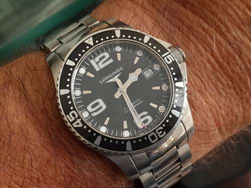 Longines Hydro Conquest, very good condition.