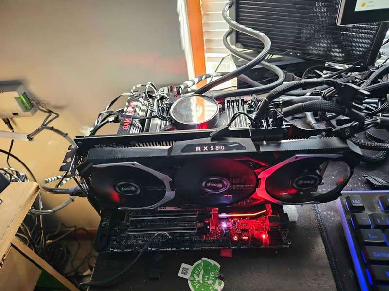 Game ace rx580 8gb triple fan!