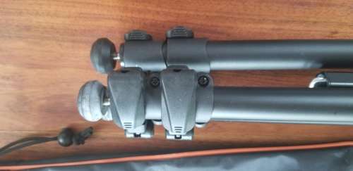 Vanguard Tripod - Ball head + extras