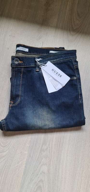 100% Original Guess Jeans - Men 34x34 (Slim fit, low rise, boot cut)