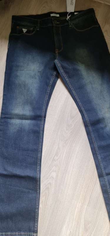 100% Original Guess Jeans - Men 34x34 (Slim fit, low rise, boot cut)