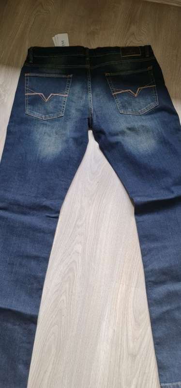 100% Original Guess Jeans - Men 34x34 (Slim fit, low rise, boot cut)