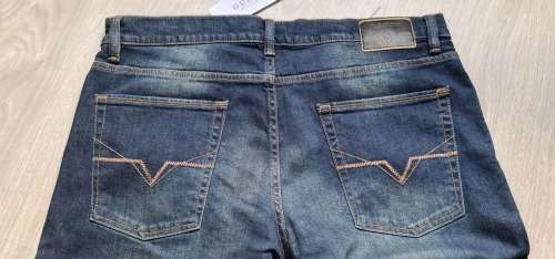 100% Original Guess Jeans - Men 34x34 (Slim fit, low rise, boot cut)