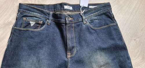 100% Original Guess Jeans - Men 34x34 (Slim fit, low rise, boot cut)