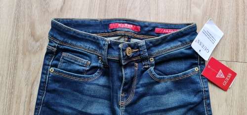 100% Original Guess Ladies Jeans - Guess Size 24 (Please see ladies chart sizes to get SA size)