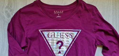 100% Original Guess Ladies Long Sleeve Top - Size Small (Retail R499)
