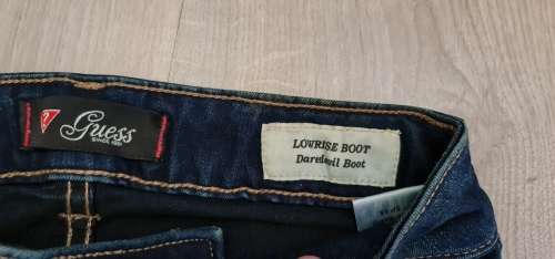 100% Original Guess Ladies Jeans - Guess Size 25 (Please see ladies chart sizes to get SA size)