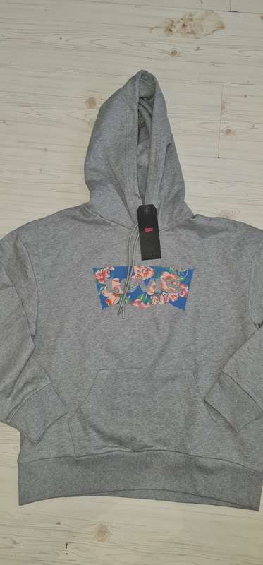 100% Original Levi`s Ladies Hoodie (Light Grey) Medium  - Brand new (Retail R799)