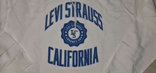 100% Original Levi`s Ladies Cropped Hoodie (White) Small - Brand new (Retail R799)