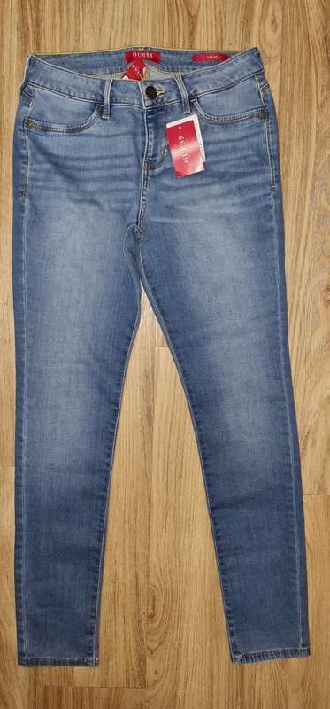 100% Original Guess Ladies Jeggings - Guess Size 30 (SA Size 36) RETAIL R999