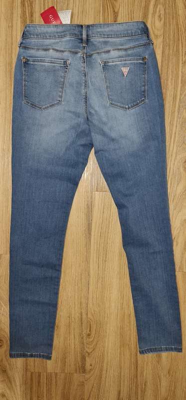 100% Original Guess Ladies Jeggings - Guess Size 30 (SA Size 36) RETAIL R999
