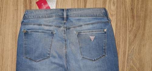 100% Original Guess Ladies Jeggings - Guess Size 30 (SA Size 36) RETAIL R999