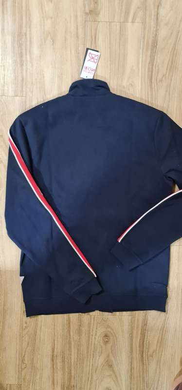 100% Original Guess Mens Jacket - X-LARGE (Retail R1399)