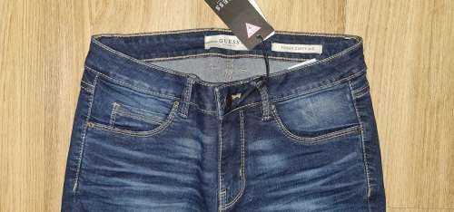 Original Guess Ladies Skinny Jeans - Guess Size 26 (SA Size 32) RETAIL R999