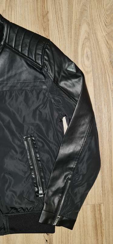 100% Original Guess Mens Faux Leather Biker Jacket - Medium (Retail R1999)