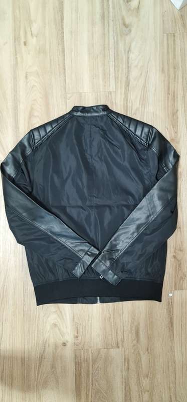 100% Original Guess Mens Faux Leather Biker Jacket - Medium (Retail R1999)