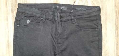 100% Original Guess Jeans - Mens Skinny Jeans Size : W32L34 (Retail R1299)