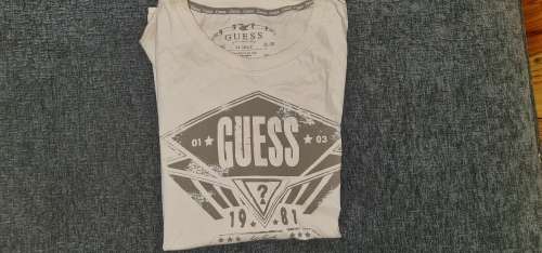 100% Original Mens Guess T-Shirt (REJECT) - X-Large (Retail R499)