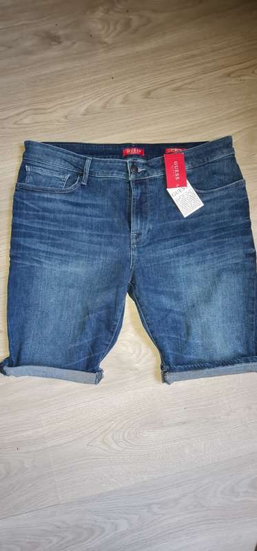 100% Original Guess Jeans Shorts (Low Rise Short) Size 28 (Retail R799)
