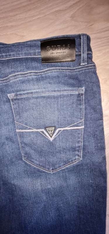 100% Original Guess Jeans Shorts (Low Rise Short) Size 28 (Retail R799)