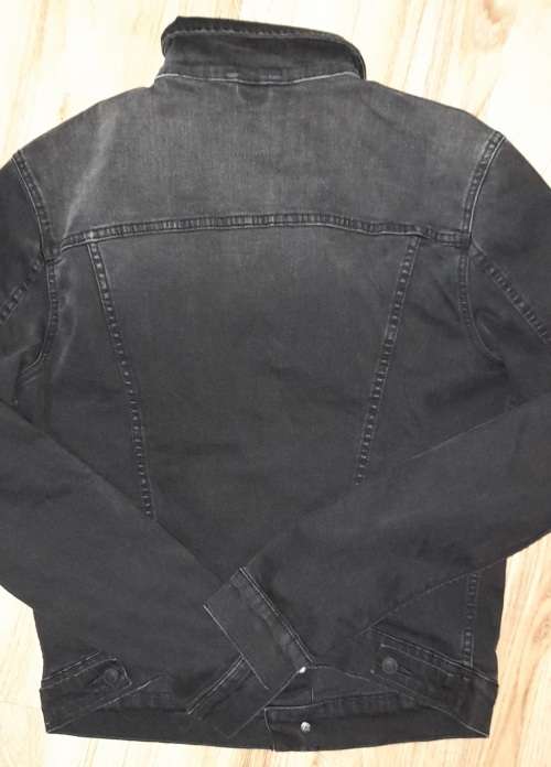 100% Original Guess Mens Denim Jacket - Medium (Retail R1599)