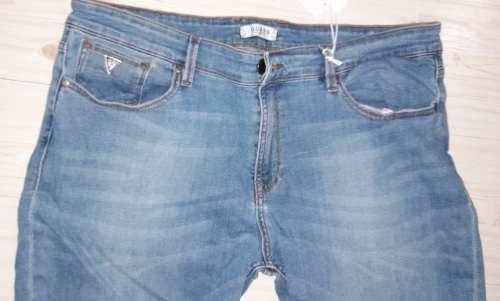 100% Original Guess Jeans - Mens Slim Straight Jeans Size : W38L34 (Retail R1299)