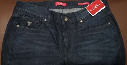 100% Original Guess Jeans - Mens Slim Straight Jeans Size : W30L32 (Retail R1299)