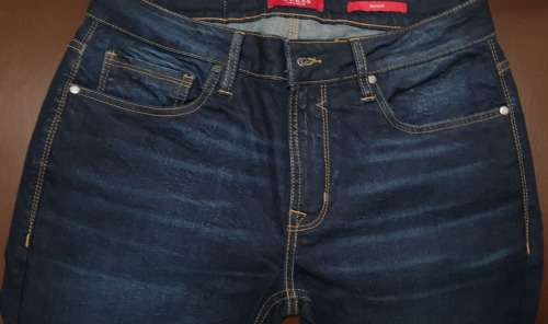 100% Original Guess Jeans - Mens Skinny Jeans Size : W32L34 (Retail R1299)