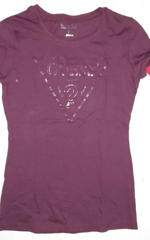100% Original Guess Ladies T-Shirt - Size Small - RETAIL R699