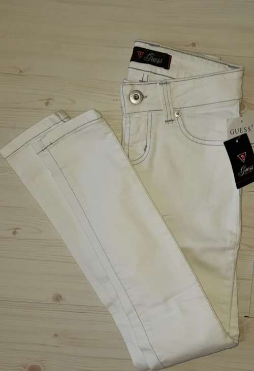 100% Original Guess Ladies Jeans- Size W32L34 RETAIL R999
