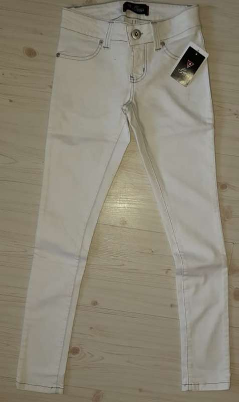 100% Original Guess Ladies Jeans- Size W32L34 RETAIL R999