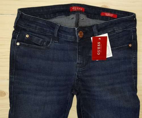 100% Original Guess Ladies Jeans - Guess Size 26 (SA Size 32) RETAIL R999 (Low Rise Skinny)