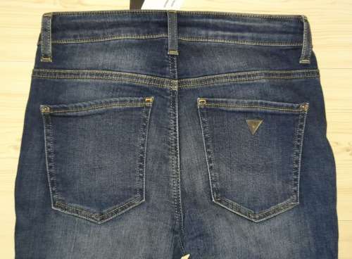 100% Original Guess Ladies Jeans - Guess Size 27 (SA Size 33) RETAIL R999 (1981 Skinny)