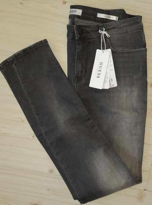 100% Original Guess Ladies Jeans - Guess Size 30 (SA Size 36) RETAIL R999 (Sexy Curve)