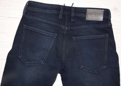 100% Original Guess Jeans - Mens Jeans Slim Straight Size : W32L32 (Retail R1299)