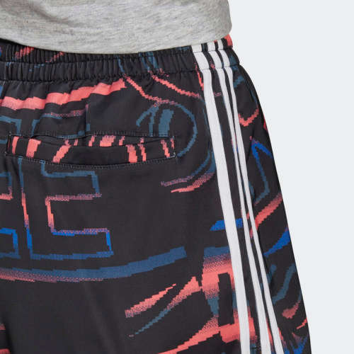 100% Original Adidas FT6807 W UR Short - Medium (Retail R899)