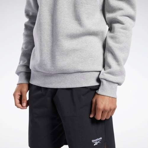 Original Reebok FK2620 CL GP AOV Crew Sweatshirt - Size Medium (Retail R1199)