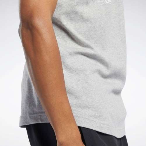 100% Original Reebok FK2602 CL GP AOV Tee - Large (Retail R599)